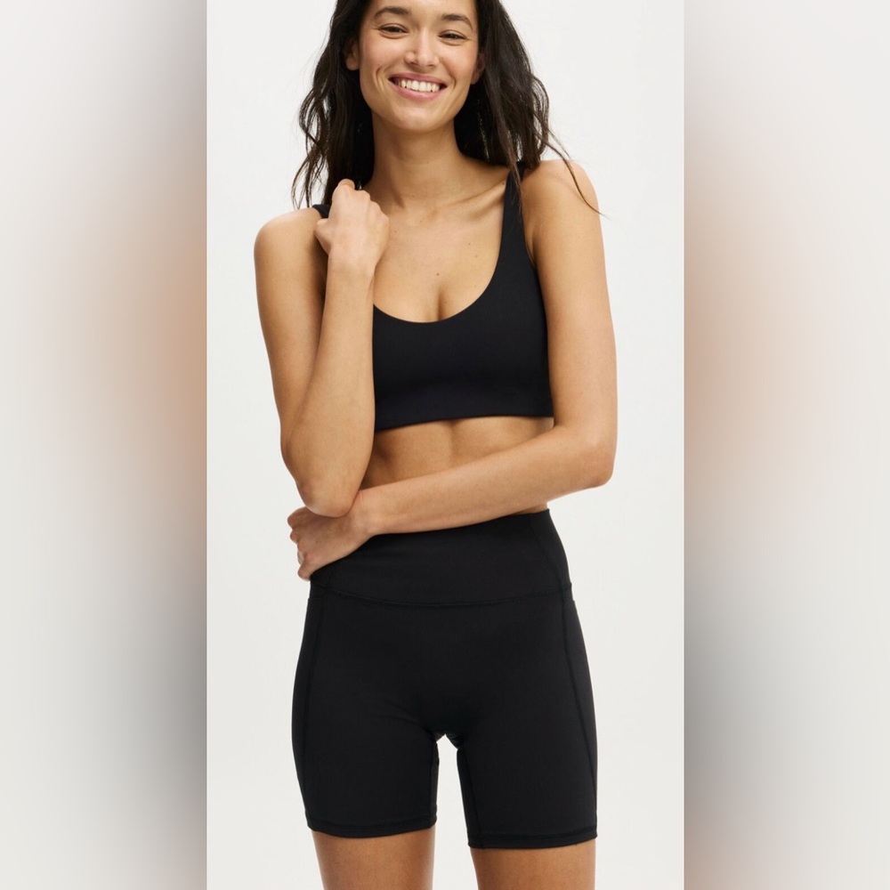 Athletic Black Ribbed Biker Shorts for Women